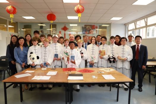 Ambassador He Visits Belvedere Confucius Classroom